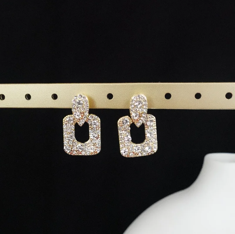 Women’s modern earrings-Crystal Drop Earrings