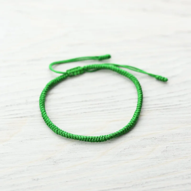 Women’s infinity bangles-Tibetan Traditions Green Knotted Bracelet