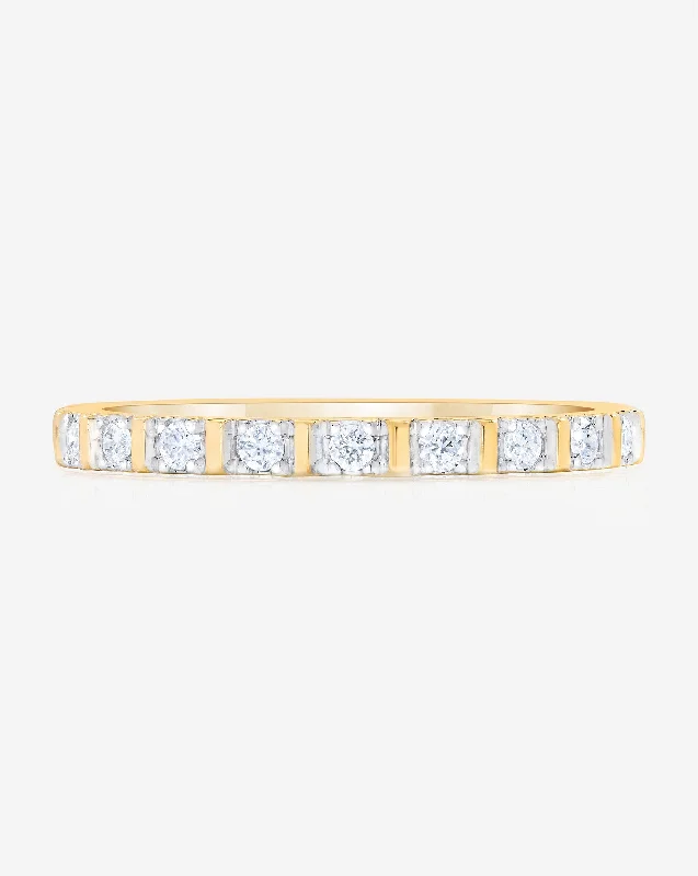 Women’s platinum rings-Fluted Diamond Ring